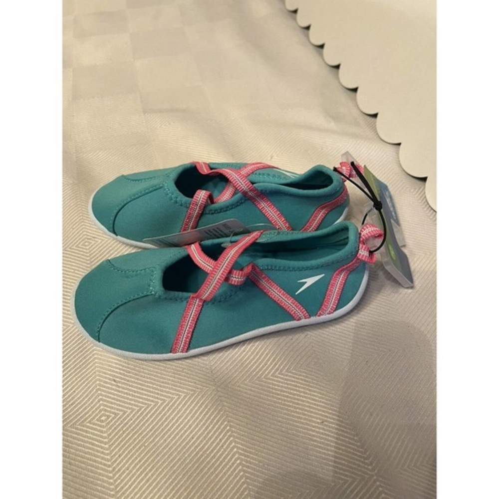Speedo "Mary Jane" Water Shoes Girls Swim Shoes Turquoise Sz L 9/10‎ Kids NWT